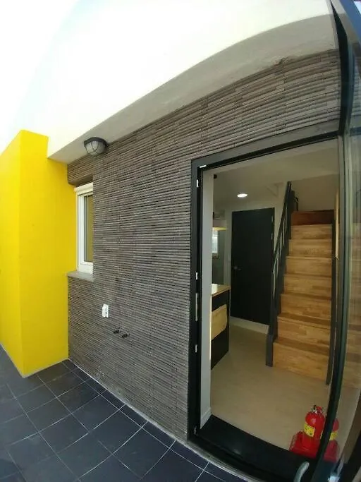 Apartamento 3R+2Baths/ Ewha / Sogang / Near Shinchon & Hongdae Seúl