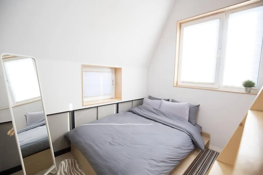 Apartamento 3R+2Baths/ Ewha / Sogang / Near Shinchon & Hongdae Seúl