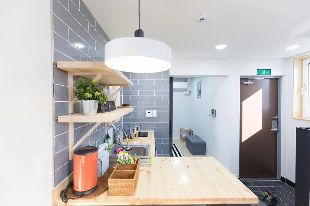 Apartamento 3R+2Baths/ Ewha / Sogang / Near Shinchon & Hongdae Seúl